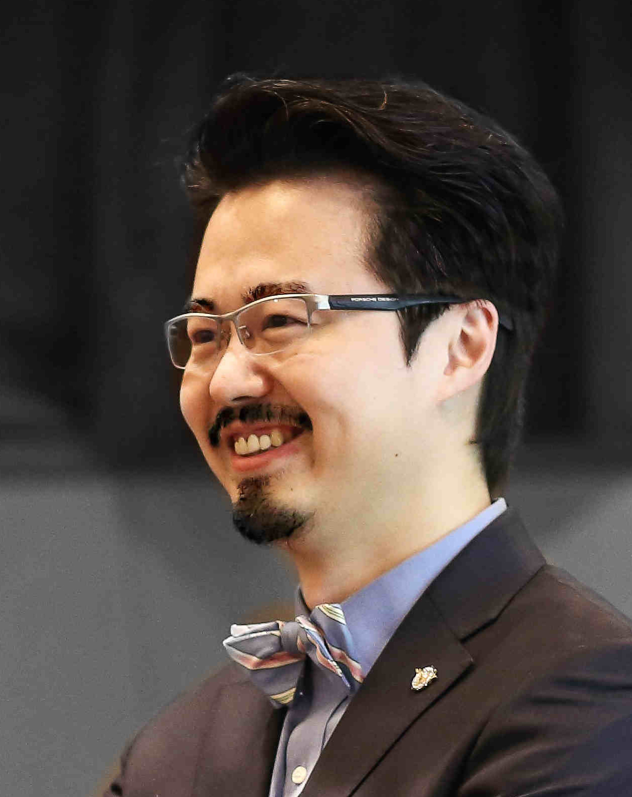 汪庭弘的副本.jpg 汪庭弘的副本.jpg